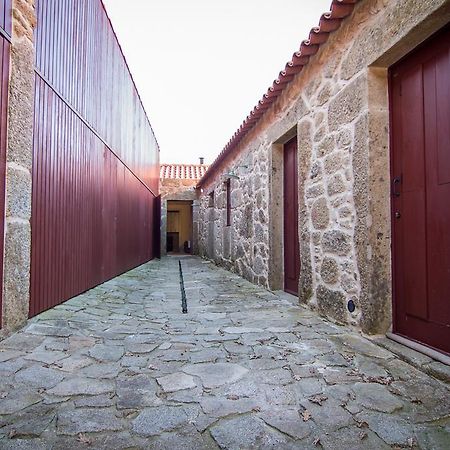 Гостьовий будинок Casas Dos Avos Вале-де-Камбра Номер фото