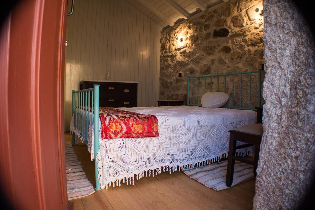 Гостьовий будинок Casas Dos Avos Вале-де-Камбра Номер фото