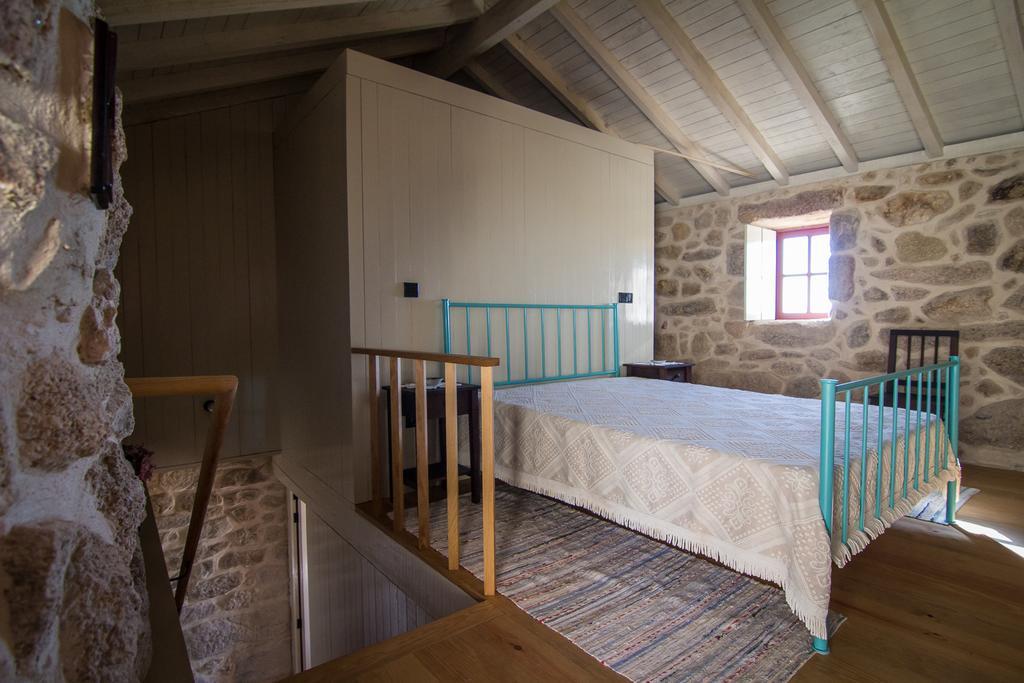 Гостьовий будинок Casas Dos Avos Вале-де-Камбра Номер фото