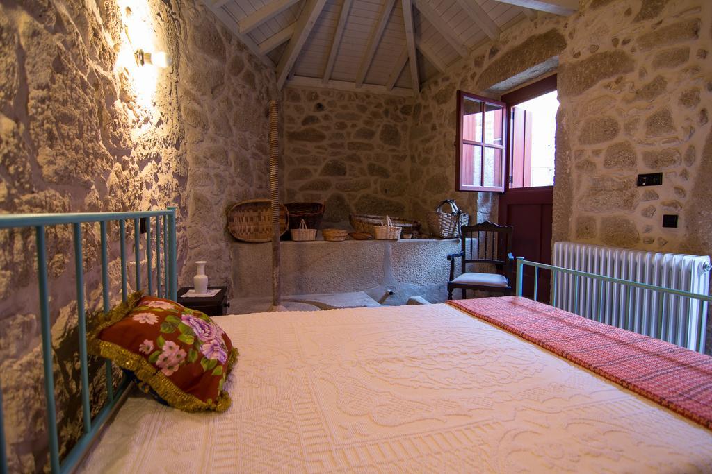 Гостьовий будинок Casas Dos Avos Вале-де-Камбра Номер фото