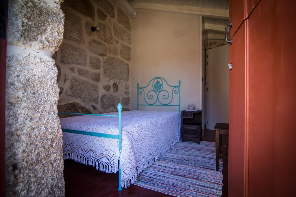 Гостьовий будинок Casas Dos Avos Вале-де-Камбра Номер фото