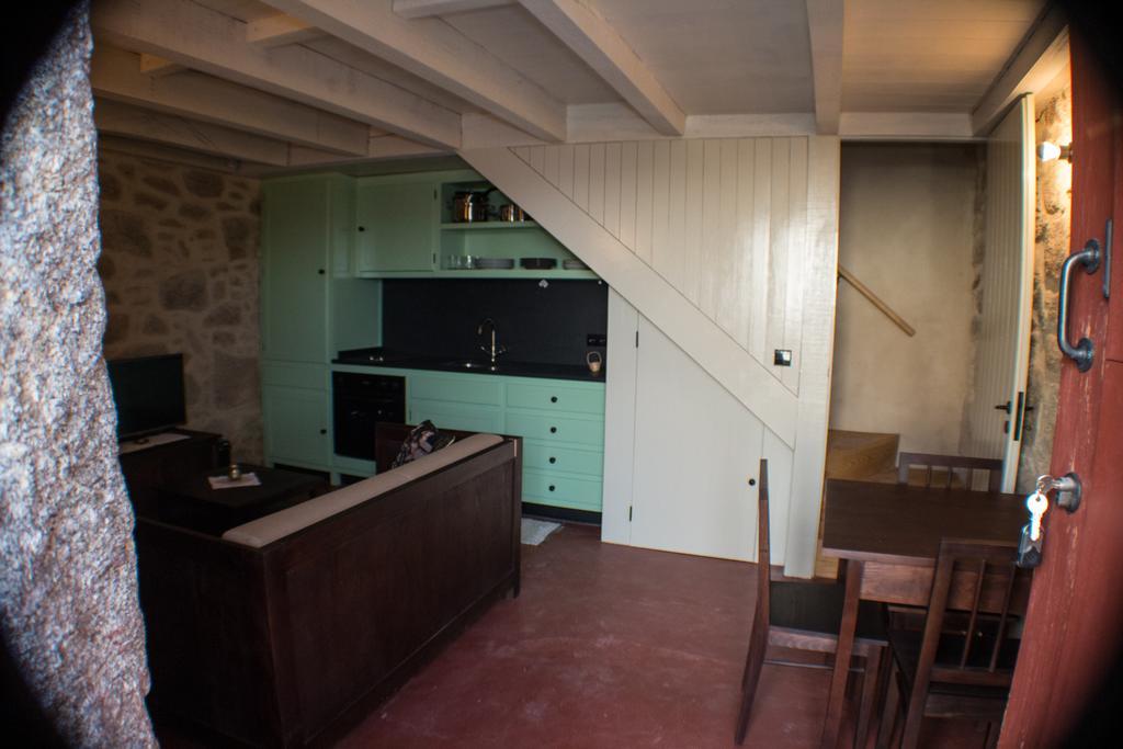 Гостьовий будинок Casas Dos Avos Вале-де-Камбра Номер фото