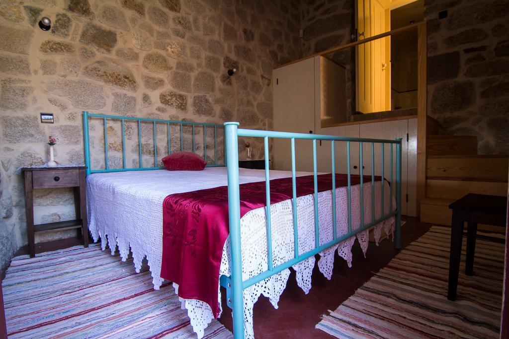 Гостьовий будинок Casas Dos Avos Вале-де-Камбра Номер фото