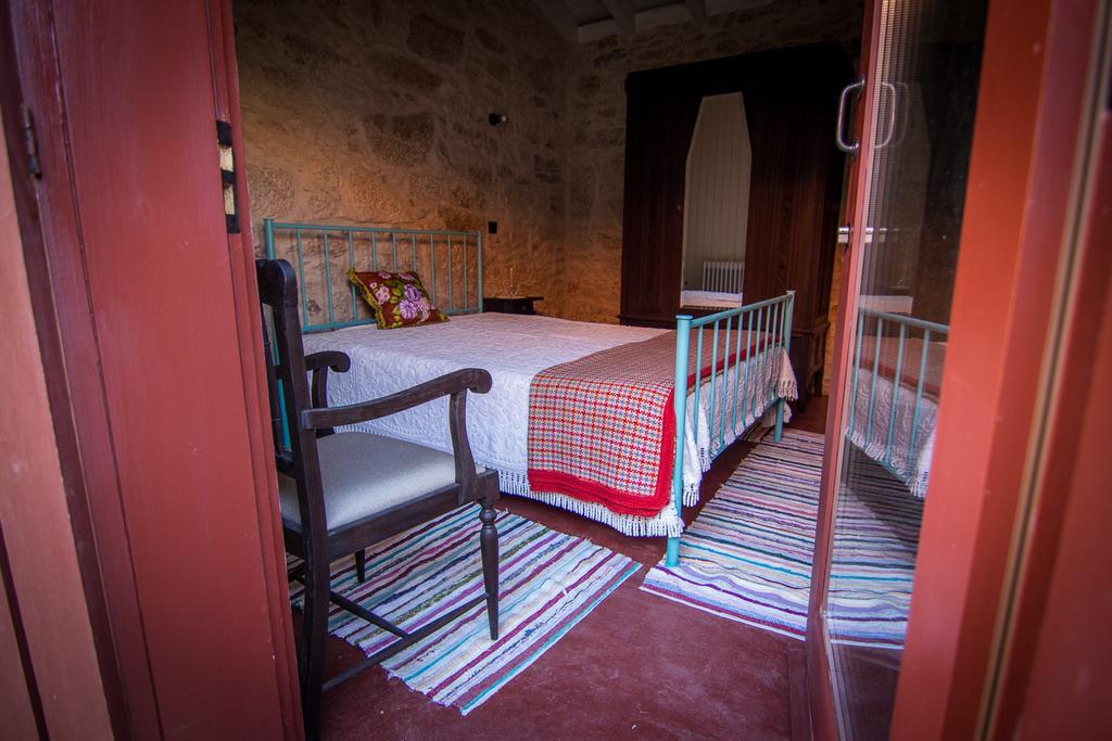 Гостьовий будинок Casas Dos Avos Вале-де-Камбра Номер фото