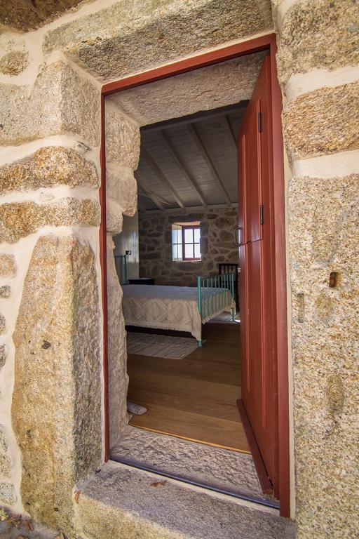 Гостьовий будинок Casas Dos Avos Вале-де-Камбра Номер фото
