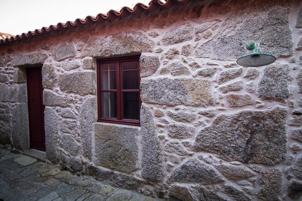 Гостьовий будинок Casas Dos Avos Вале-де-Камбра Номер фото